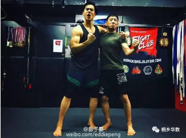 古奇练歌视频爆料,揭秘明星幕后努力瞬间